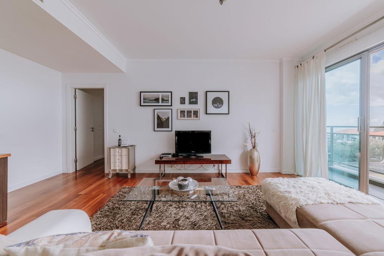 Appartamento Cozy T2 With Ocean View Funchal  Esterno foto