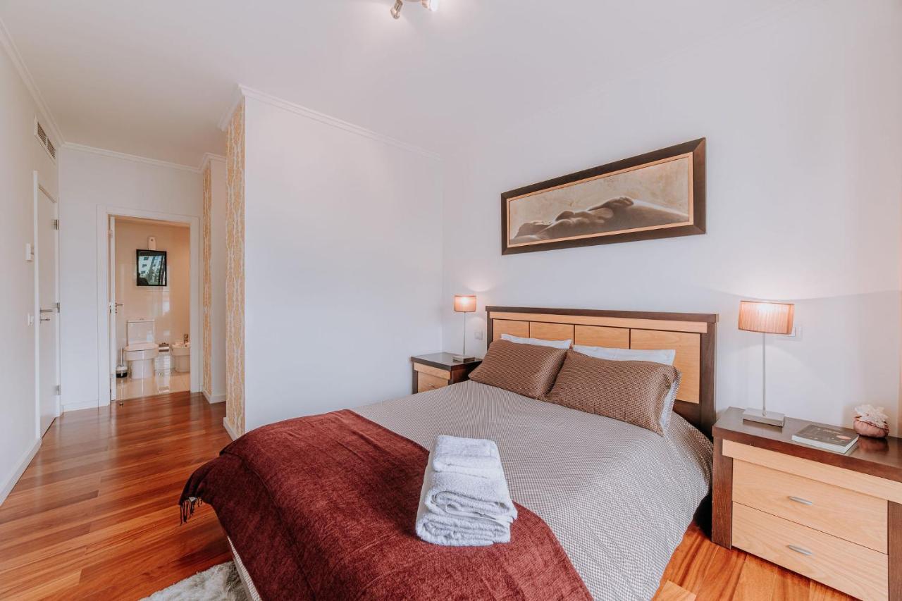 Appartamento Cozy T2 With Ocean View Funchal  Esterno foto